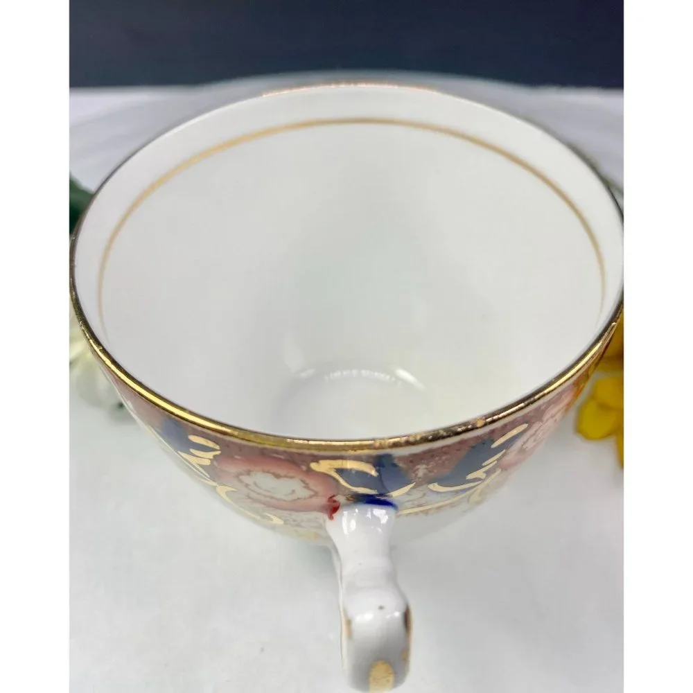 Rosina‎ England tea cup saucer, floral teacup gold trim, rare finding.